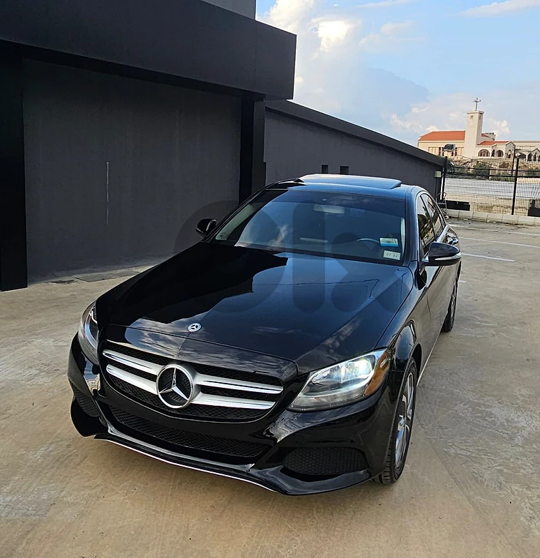 Mercedes-Benz C300 4Matic 2018 Super Clean Mercedes-Benz C300 4Matic 2018 Super Clean