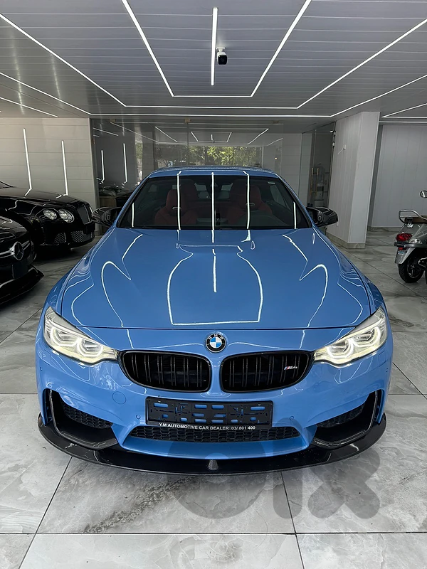 BMW M4 2015
