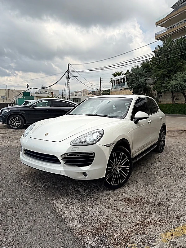 Porsche Cayenne 2011