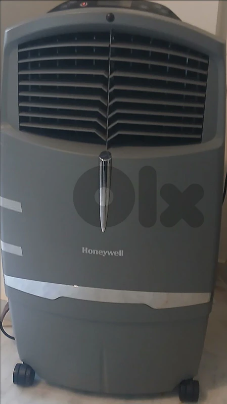 مكيف صحراوي honeywell.  بيع او تبديل على ايفون برو