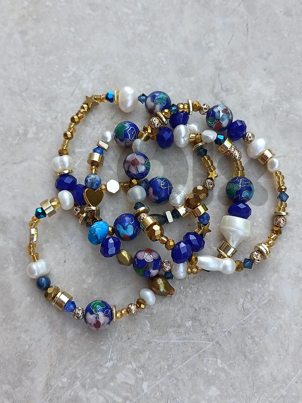 accessorise