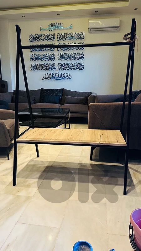 Clothes stand