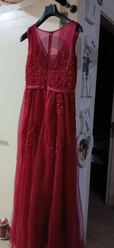 red dress