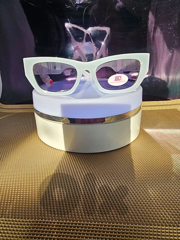 Juicy Couture Sunglasses (Original)