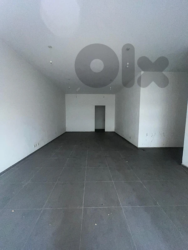 Prime location Office for rent in Hamra