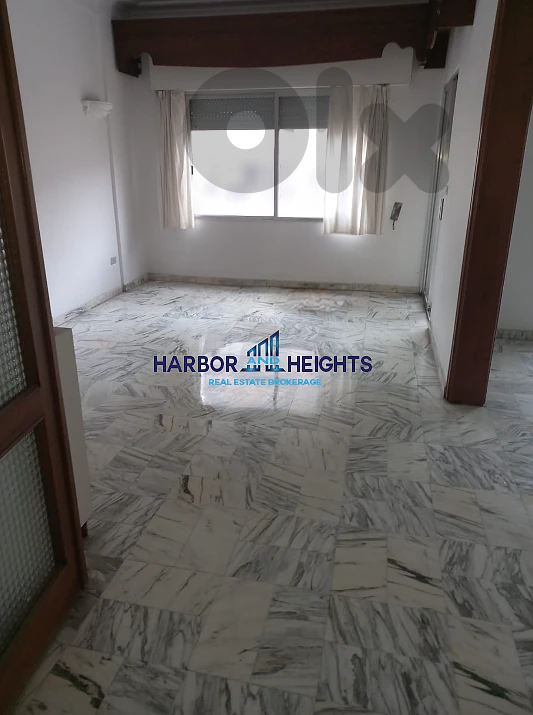 Apartment for Sale in Ras Al Nabaa - شقة للبيع في راس النبع