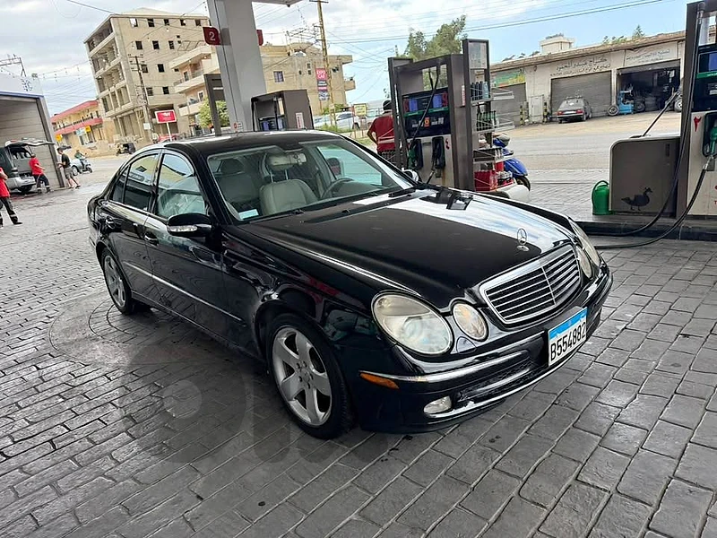 Mercedes E320 2005