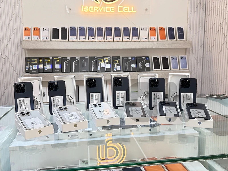 iPhone 15 pro/Max 256gb Open box