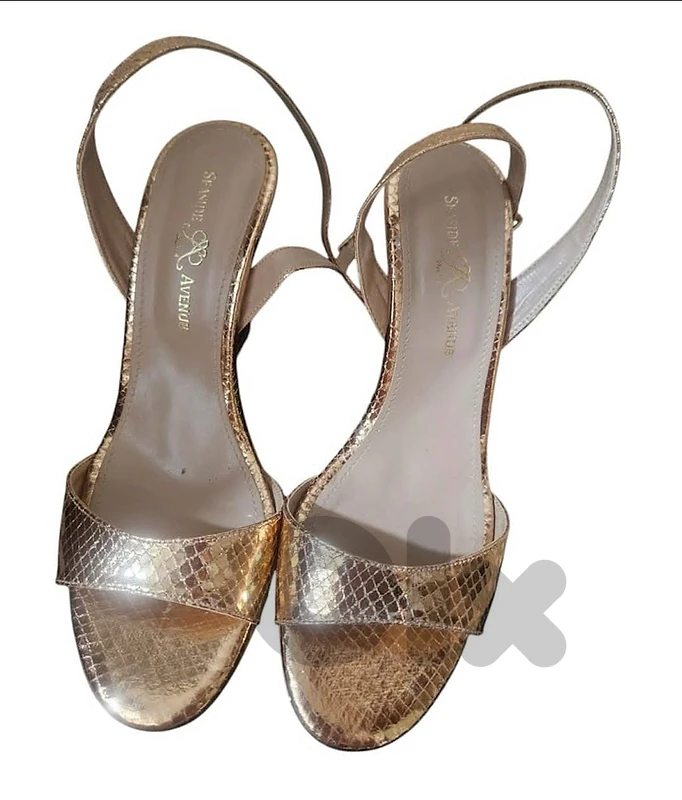 sandal used 1 time only seaside avenue 36