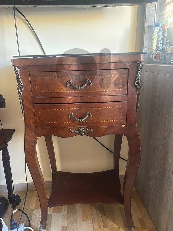 vintage table very good condition