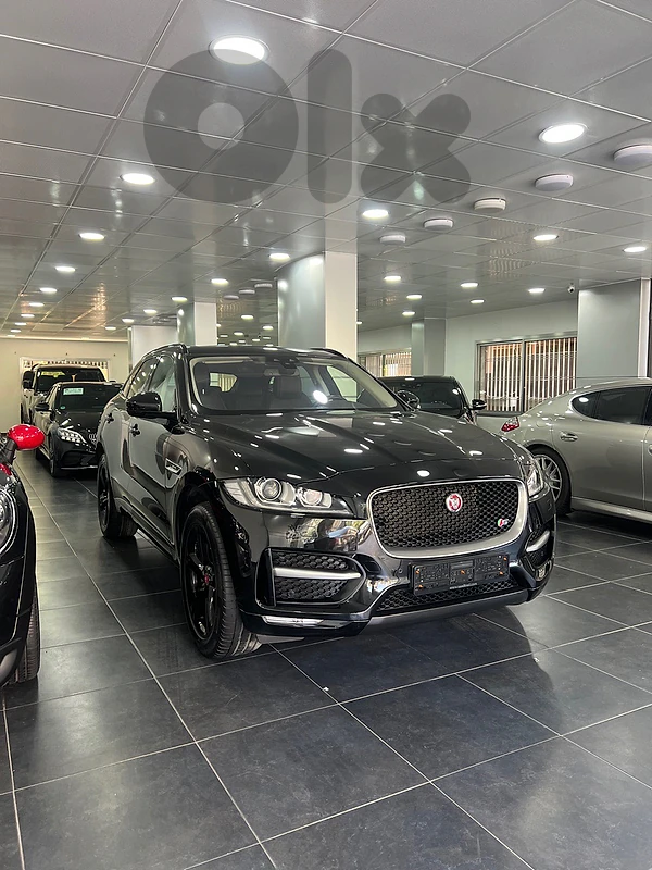 Jaguar F-Pace 2017 R Sport 52000 klm company source saad & trad Jaguar F-Pace 2017 R Sport 52000 klm company source saad & trad