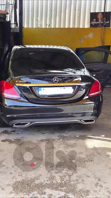 Mercedes Benz C300 excellent condition 2015