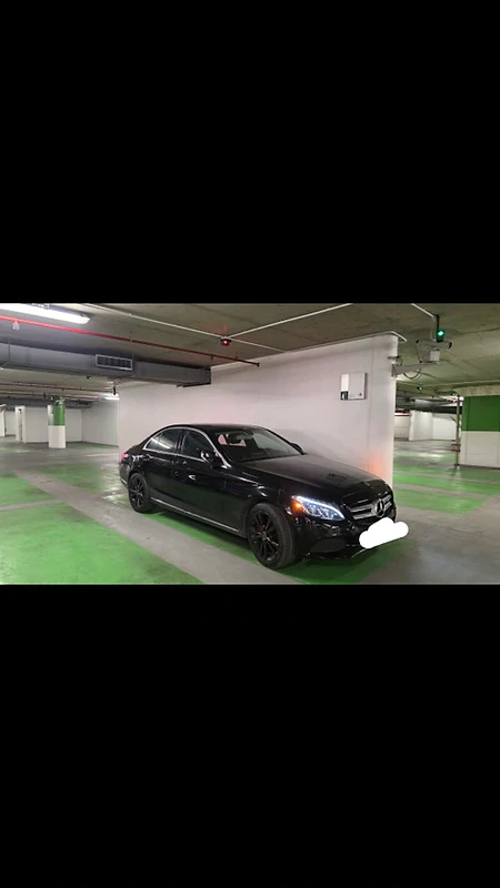 Mercedes Benz C300 excellent condition 2015