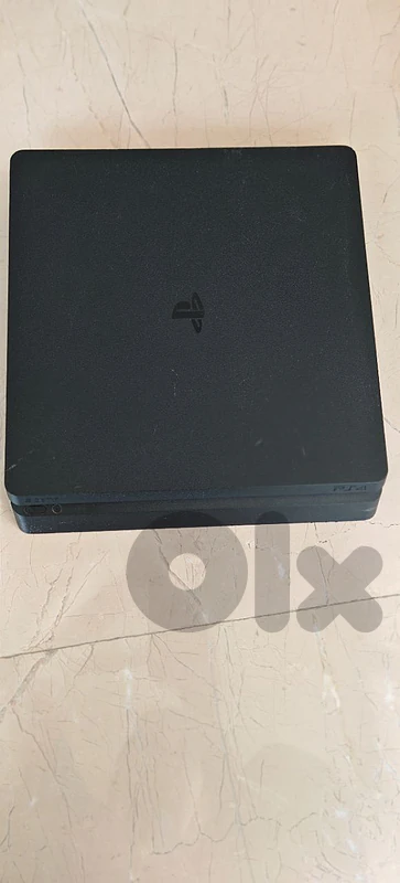 PS4 Slim Jailbreak – 2 Controllers + Game Disc
