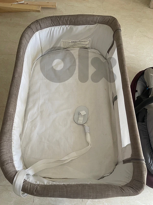 Bébé Doux Baby Bassinet /Bed