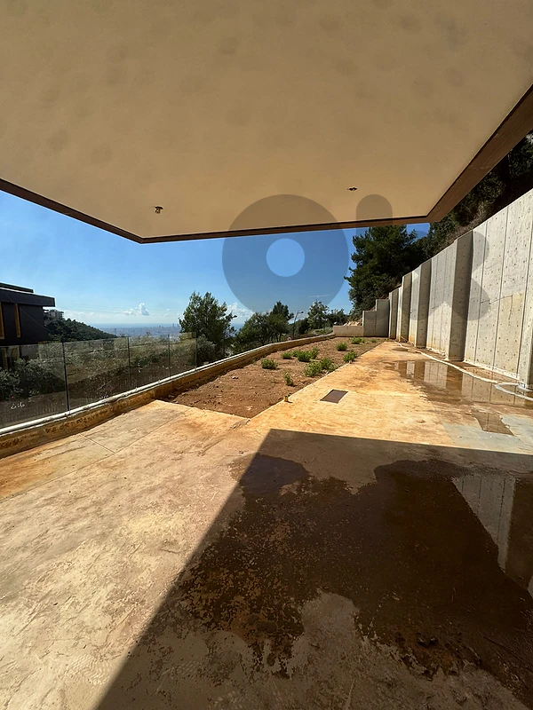 Luxurious 230 sqm Apartment + 300 sqm Terrace for Sale – Bayada