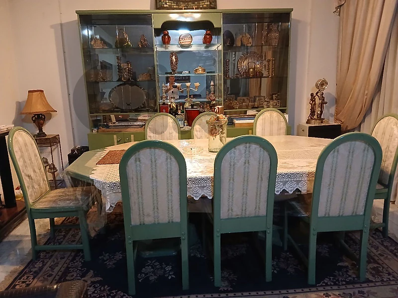 full dining Table