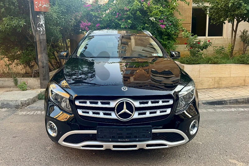 Mercedes-Benz GLA-Class 2018 250 4matic panoramic