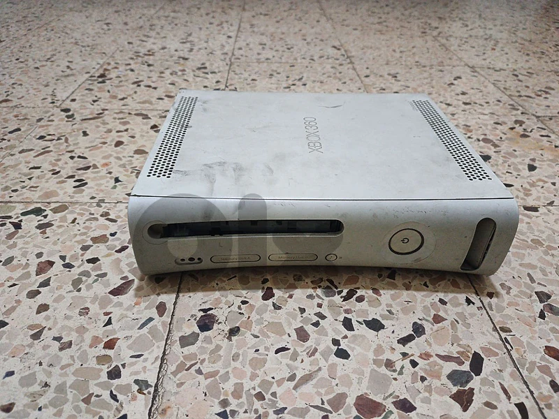 xbox 360 used بحالة جيدة