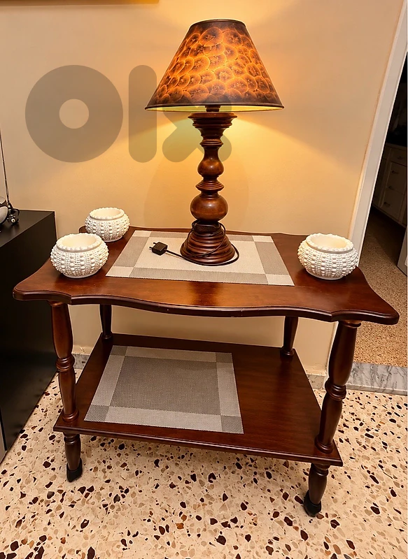 table with lamp