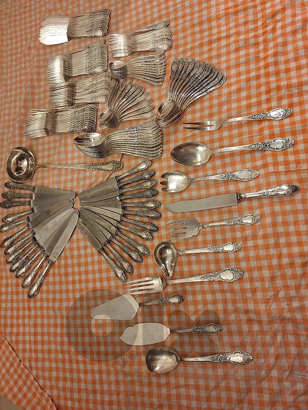 currently silver Germany silkma 142 pieces