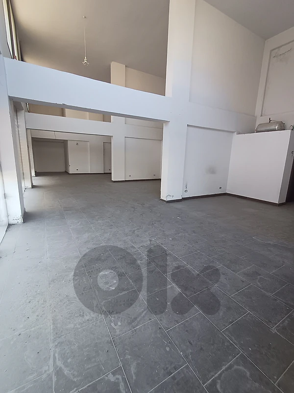 Building for Rent in Chekka Batrounمبنى للاجار في شكا قضاء البترون
