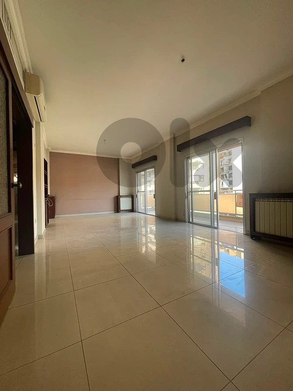 Apartment for sale in Bouchriehشقة  للبيع في البوشرية
