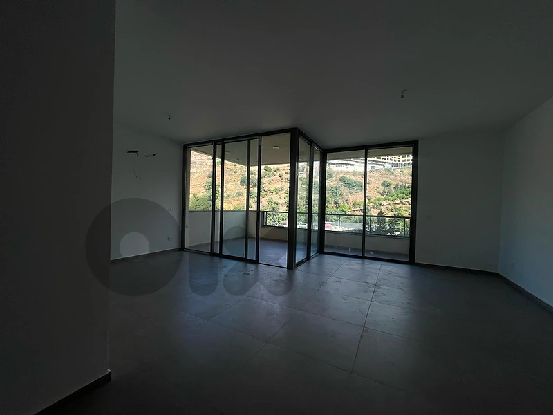 Apartment for sale in Hazmieh 300,000$ شقة للبيع في الحازمية