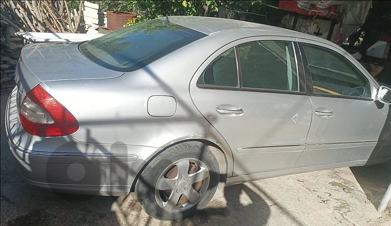 مرسيدس بنز 2006 E350 مرسيدس بنز 2006 E350
