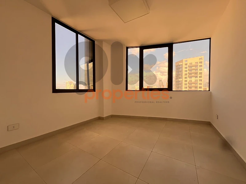 Office for rent in Hamra CPBMKH98