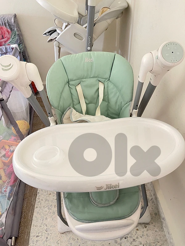 swing high chair available 2 color grey and green