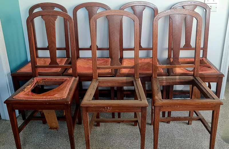 7 chairs