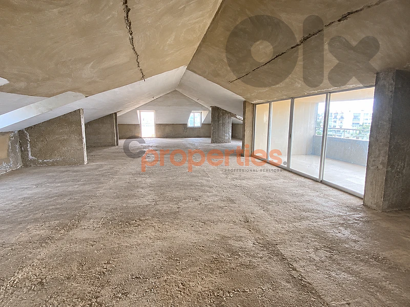 Rooftop For Sale In Mansourieh -CPHJ81-شاحط للبيع في المنصورية