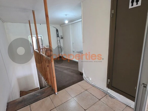 Shop For Sale In Bourj Hammoud-محل للبيع في برج حمود-CPJGK168