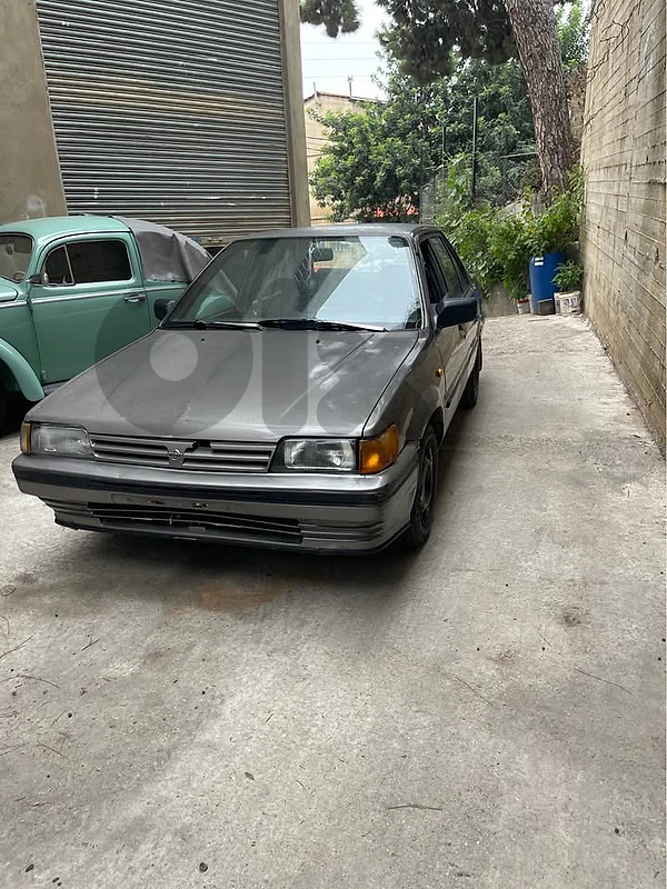 Nissan sunny 1988