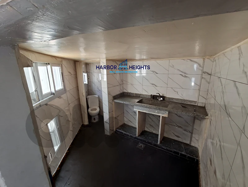 Shop for Sale in Bourj Hammoud - محل للبيع في برج حمود