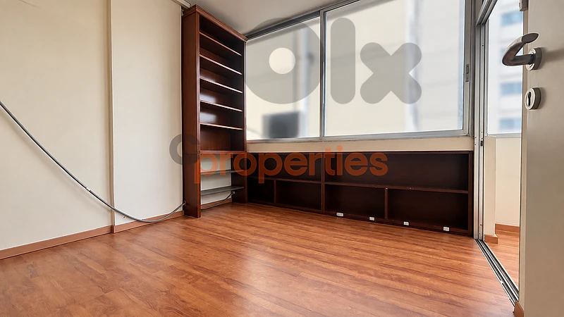 Office for Rent in Badaro مكتب للايجار في بدارو - CPBZK91