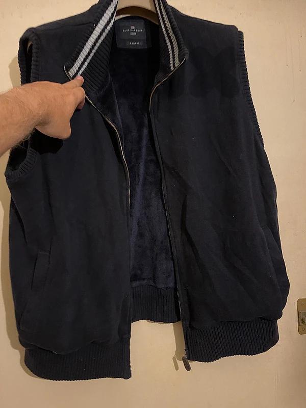 BLUE HARBOR jilet size xl by MARCS SPENCER