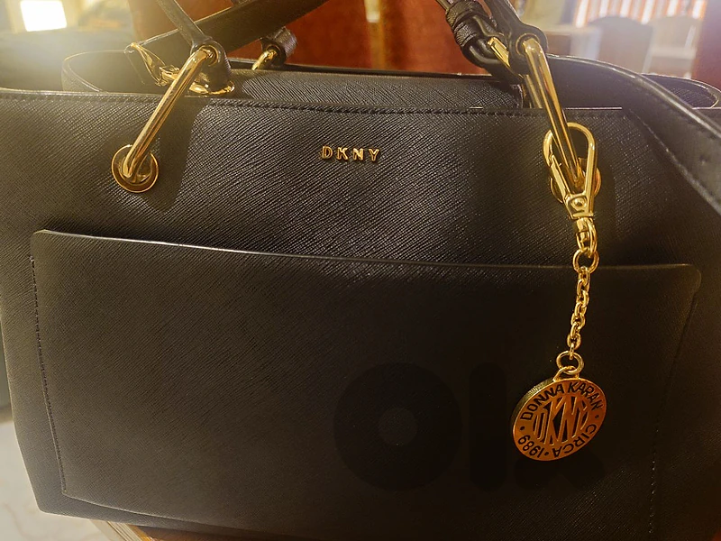Authentic DKNY Black Bag – Very good Condition