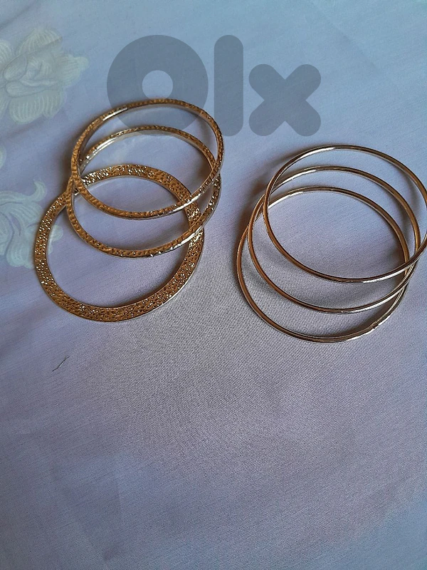 اساور نسائية أنيقة وعصرية (ليست ذهب) ١٠ دولار