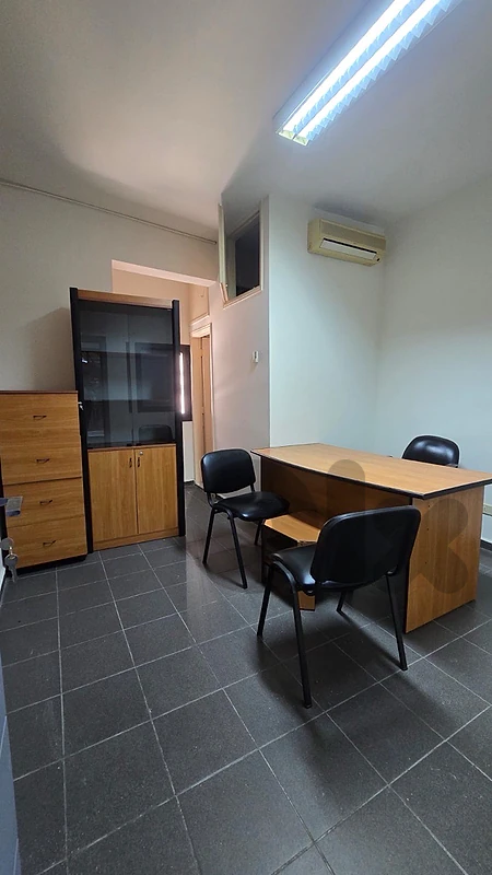 Furnished Office of rent in jounieh MY
