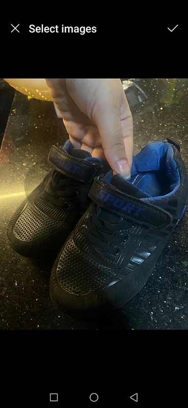 11 shoes like new for 25 dollars