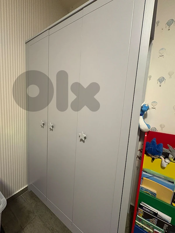 kids closet