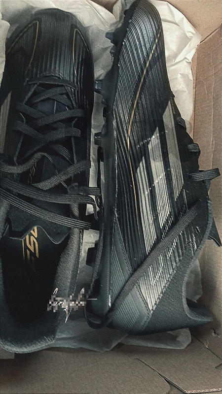 f50 black