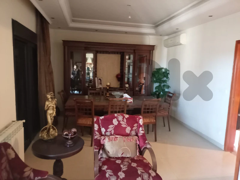 Apartment For Rent in Awkar