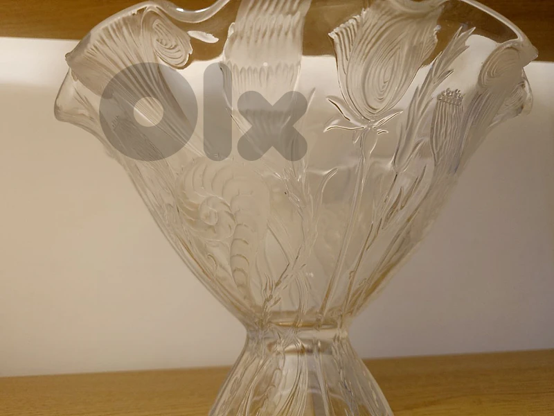Vintage Frosted Crystal Tulip Pedestal Bowl / Elegant Centerpiece