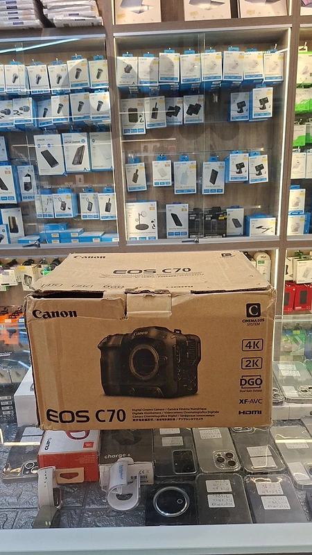 Canon Cinema Camera EOS C70