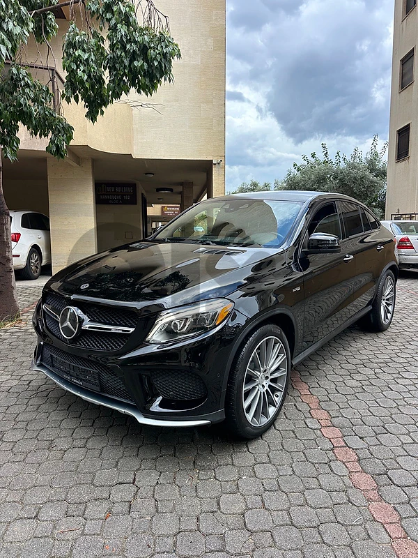 Mercedes GLE 43 AMG coupe NP 2018 black on black (clean carfax)