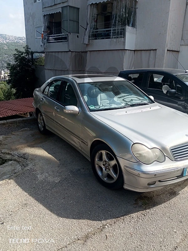 Mercedes-Benz C-Class 2004 c180