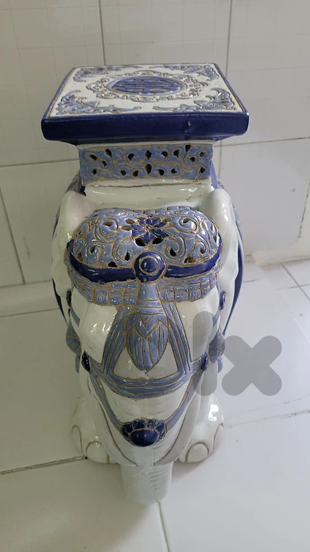 A stunning piece of porcelain